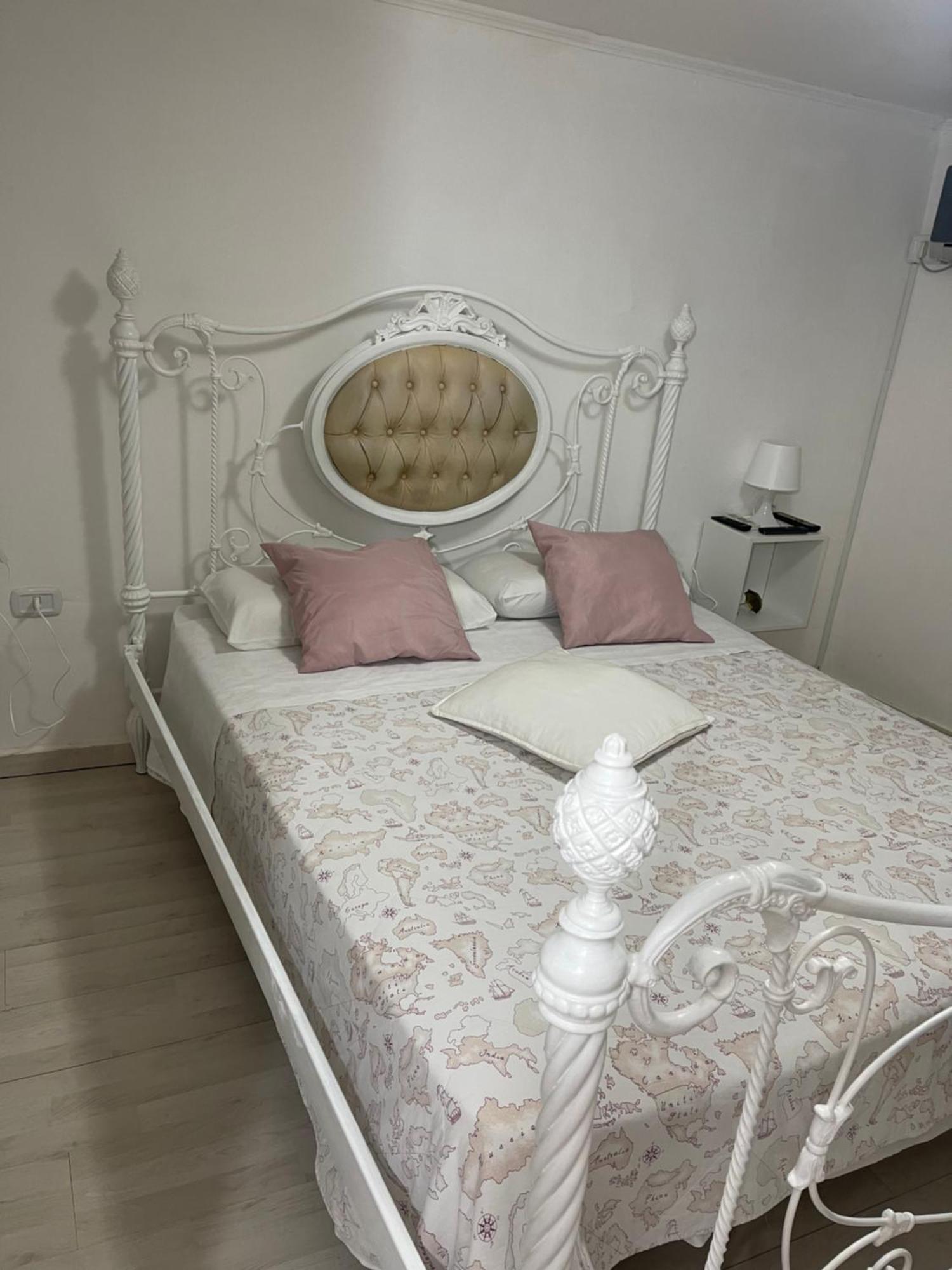 Bed & Breakfast Scugnizzi Napoli